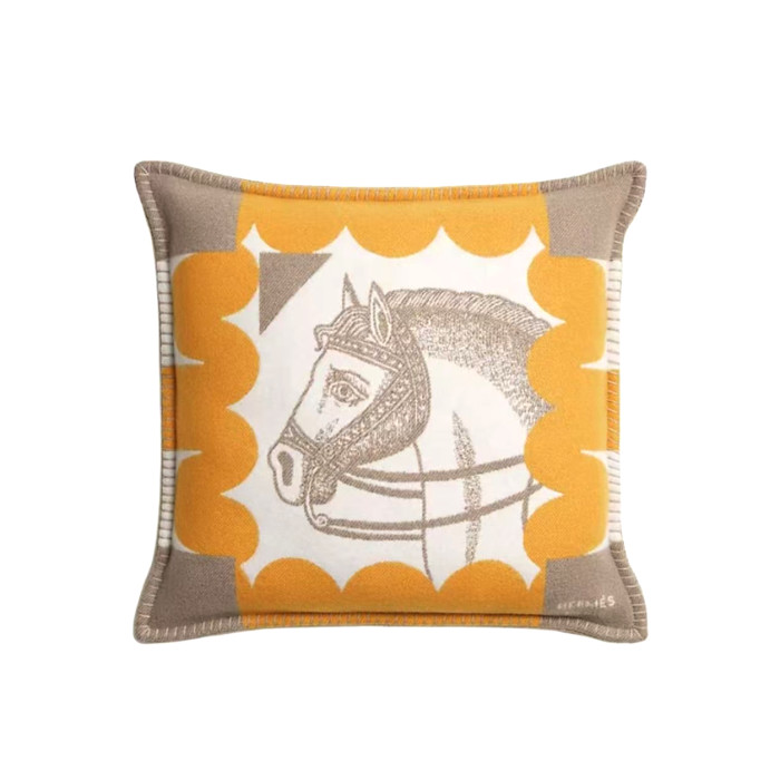 NIGO Hermes Cheval Joker blanket Autumn/winter Fashion Classic Color Block Poker Pattern Jacquard Knit Wool Blanket Recipe Style Cushion Set Home Accessories #nigo79138