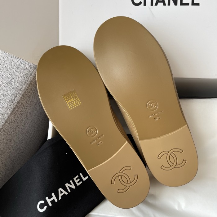 NIGO Chanel Women's Fall/Winter Logo Suede Solid-Color Round-Toe Low-Top Loafers Casual Flats Shoes #nigo81589