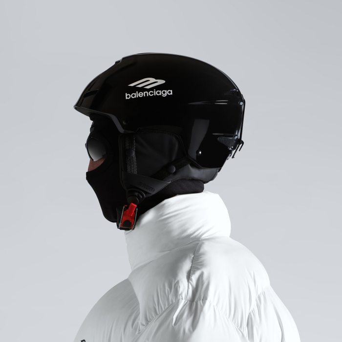 NIGO Balenciaga Men's and Women's Double D-Ring Ski Helmet Logo Solid Color Durable Breathable Matte Finish Glossy All-Rounder Helmet Accessories #nigo81713