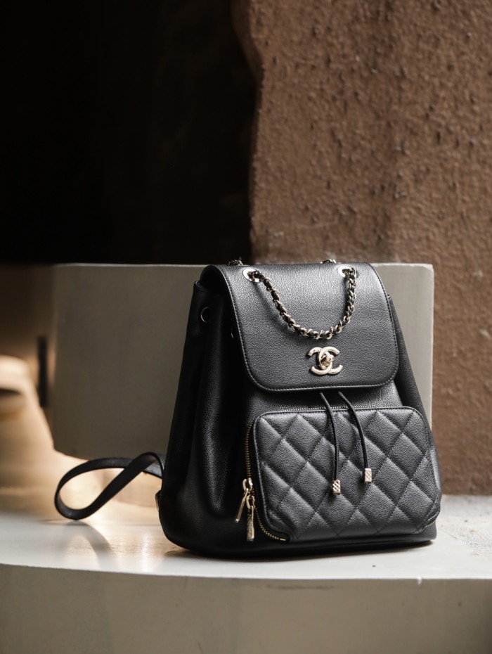 NIGO Chanel Women's Classic Solid Color Vintage Diamond Quilted Leather Zipper Flap Chain Backpack Bag Bags#nigo79235