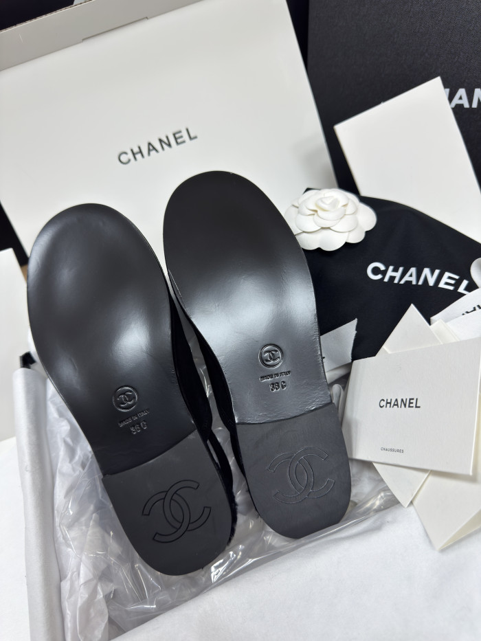 NIGO Chanel Women's Fall/Winter Casual Round Toe Slip On Teddy Fur Logo Flat Mules Shoes #nigo79254