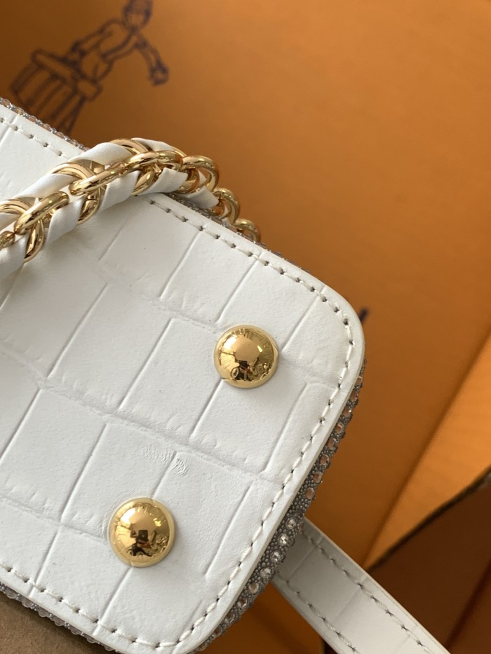 NIGO Louis Vuitton Women's Fashion Classic Crocodile Patterned Handbag With Hand Embedded Diamond Logo Letter Badge Dual-strap Tote Crossbody Bag Shoulder White Bag Bags #nigo79287
