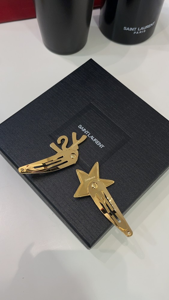 NIGO SAINT LAURENT CASSANDRE Women's Fashion Casual Solid Color Alphabet Heart Star Hair Clip Set With BB Clips Openwork Alphabet Gold Triangle Shark Clips Hair Accessories #nigo79361