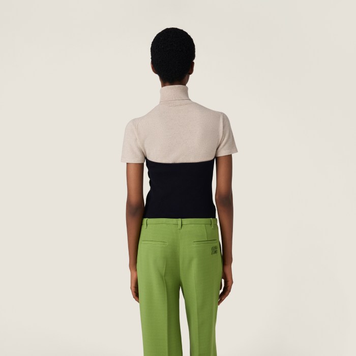 NIGO MiuMiu Women's Fall/Winter Fashion Casual Solid Color Cashmere Turtleneck Short Sleeve Knit Sweater #nigo79416