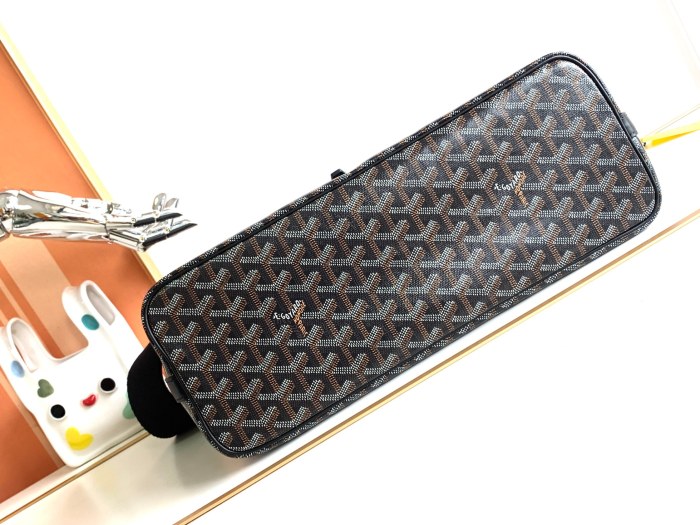 NIGO Goyard Medium Messenger Bag Shoulder Bag #nigo95153