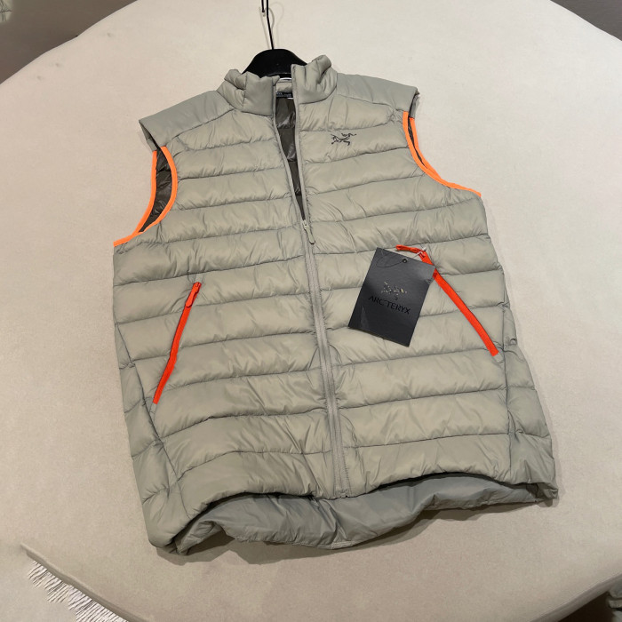 NIGO Arcteryx Men's Fall/Winter Fashion Casual High Neck Zipper Sleeveless Thermal Vest #nigo79431