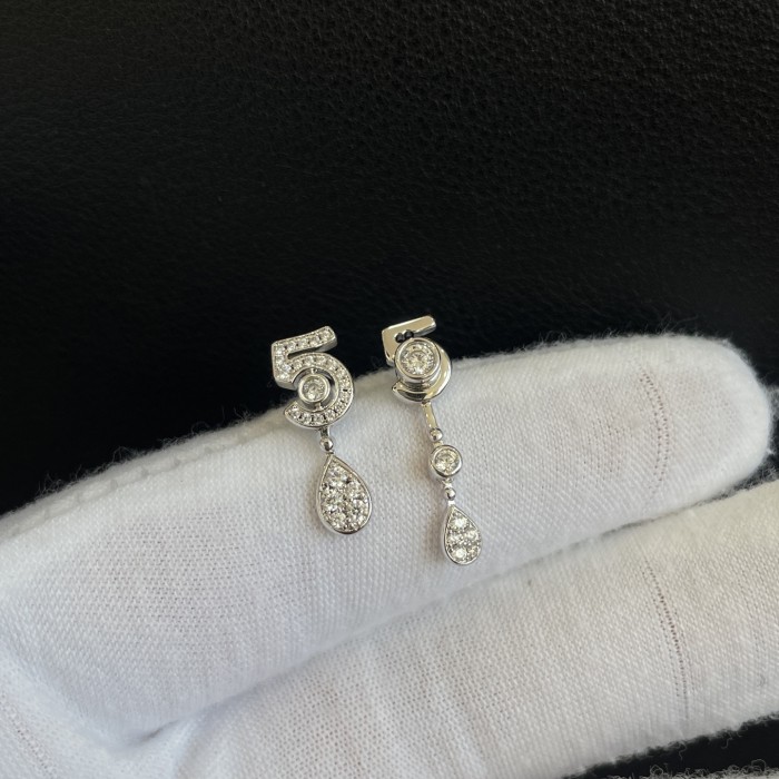 NIGO Chanel ETERNAL N°5 Women's Fashion Classic Teardrop Diamond Earrings Lucky Number 5 Asymmetrical Design Stud Jewelry Accessories #nigo79466