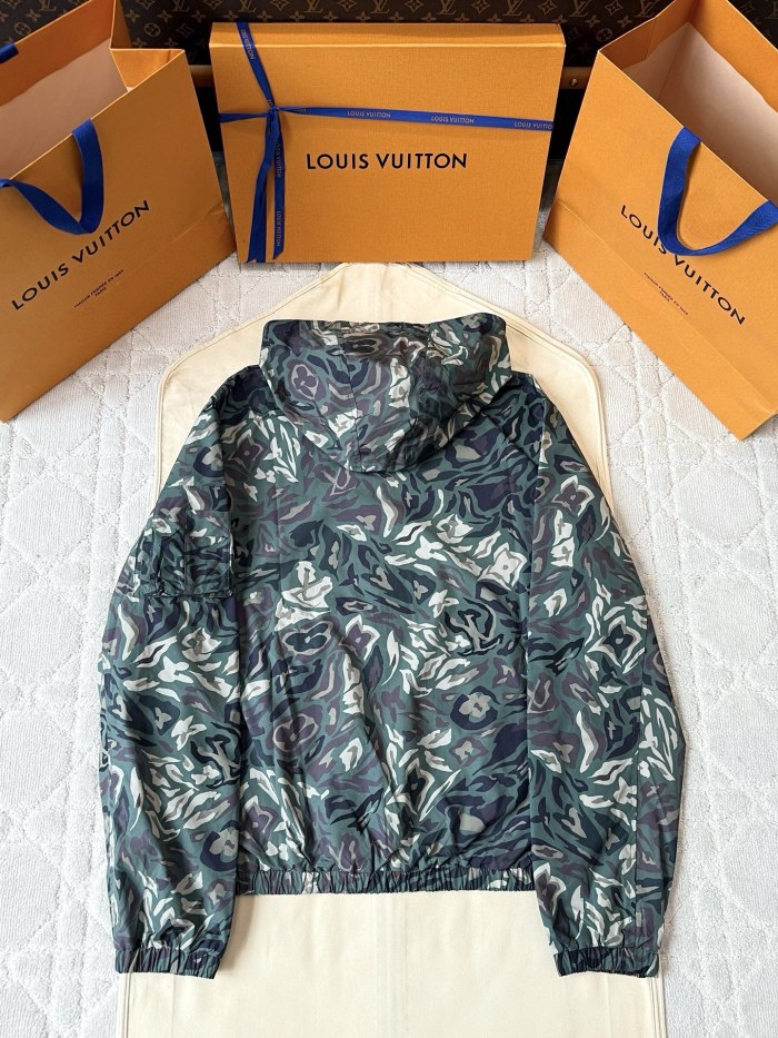 NIGO Louis Vuitton MONOGRAM Men's Spring/Fall Fashion Casual Hooded Zipper Camouflage Vintage Print Reversible Hooded Jacket Trench Coat Jacket #nigo79491