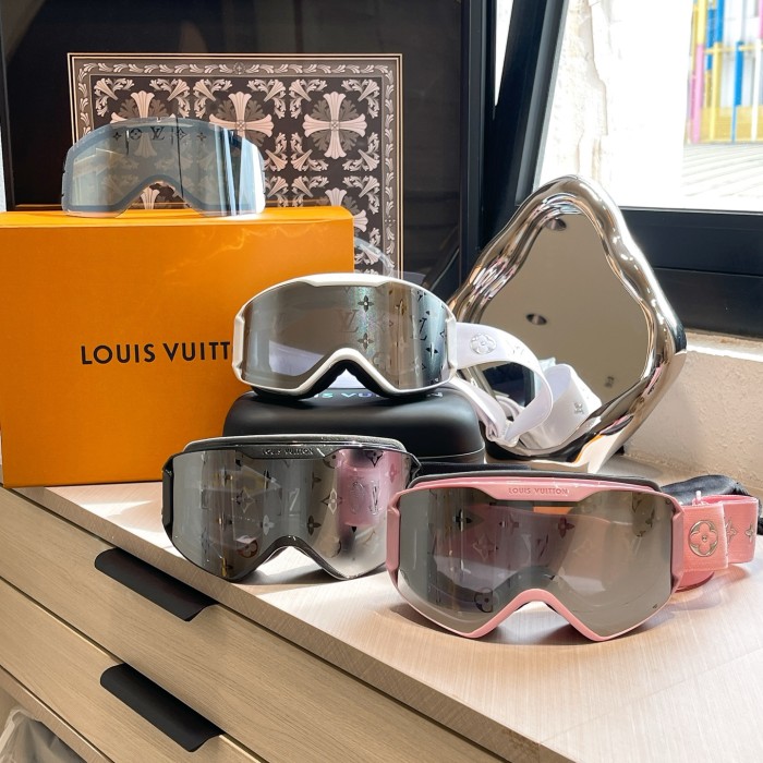 NIGO Louis Vuitton Men's And Women's  Fashion Classic Logo Print Ski Goggles Eye Sunglassas  Accessories #nigo79492