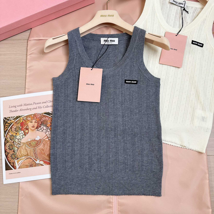 NIGO MiuMiu Women's Spring/Summer Fashion Casual Round U-Neck Pullover Logo Icon Openwork Knit Vest #nigo79485