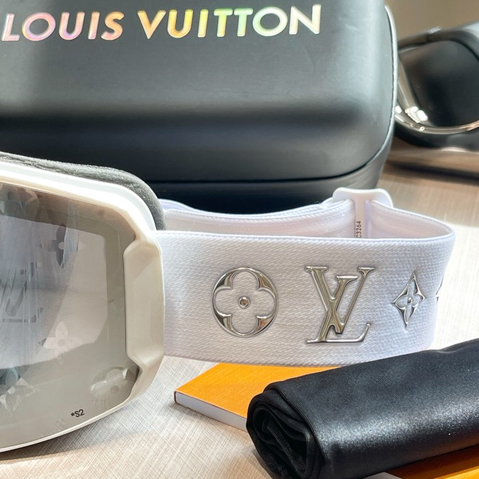 NIGO Louis Vuitton Men's And Women's  Fashion Classic Logo Print Ski Goggles Eye Sunglassas  Accessories #nigo79492