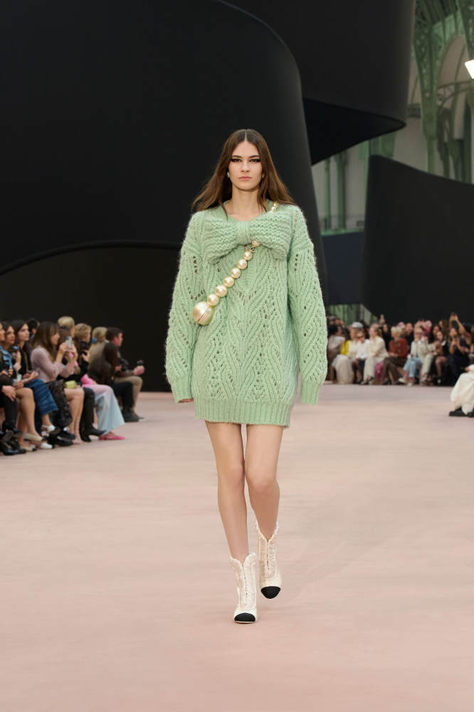 NIGO Chanel 25K Fall/Winter Haute Couture Collection Long Sleeves Short Dress Mohair And Wool Light Green #nigo332110