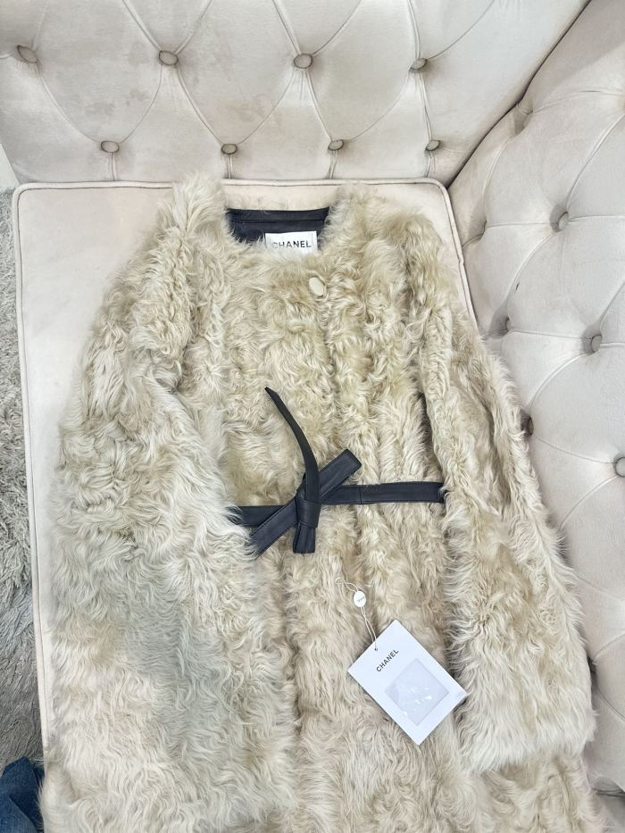 NIGO Chanel Soft Gold Little Lake Sheep Reversible Fur Coat Casual Loose Minimalist Jacket Belted Fleece Jacket #nigo332355