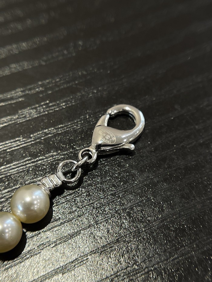 NIGO Chanel 25P New Blue Love Silver Full Diamond Double C Pearl Sweater Chain Advanced Resin #nigo317343