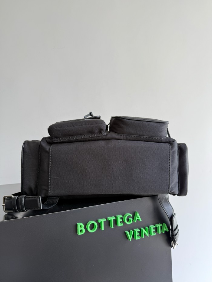 NIGO BOTTEGA VENETA  Crossroad Multi-Pocket Backpack Leather Label Nylon Shoulder Bag #nigo332330