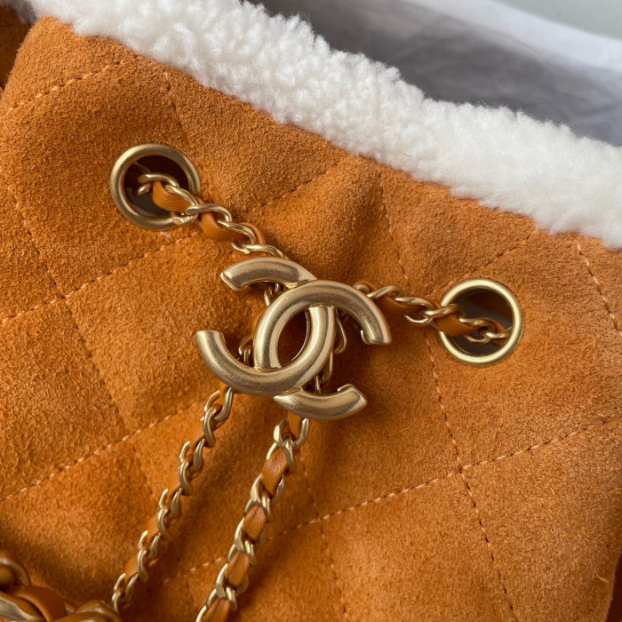Chanel 25C Fall/Winter Catwalk Series Brand Logo Sheepskin Tote White Black Lattice Pattern Leather Through Chain Canvas Crossbody Shoulder Bag