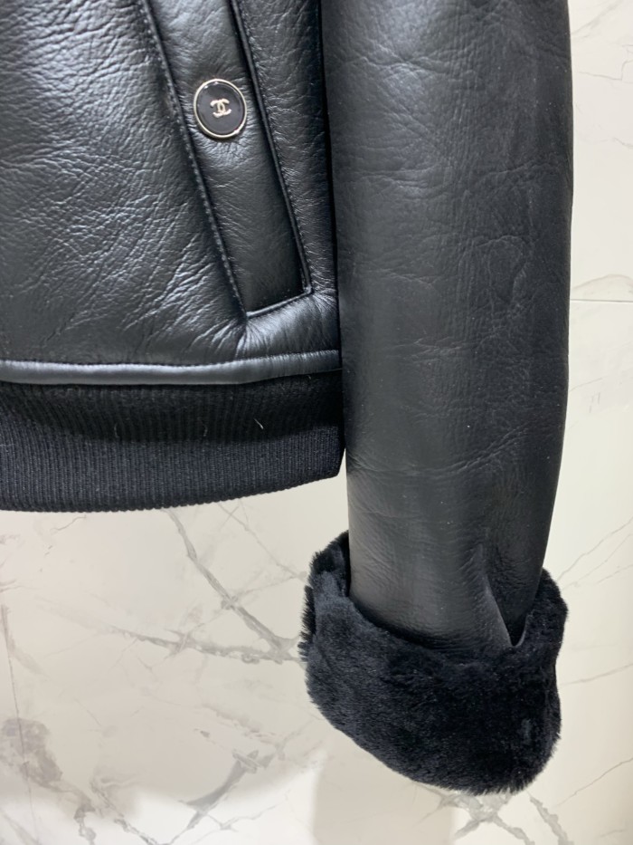 NIGO Chanel 25FW Tunic Jacket Reversible Shearling Black Merino Wool Women's Warm Retro Leather Jacket #nigo332447