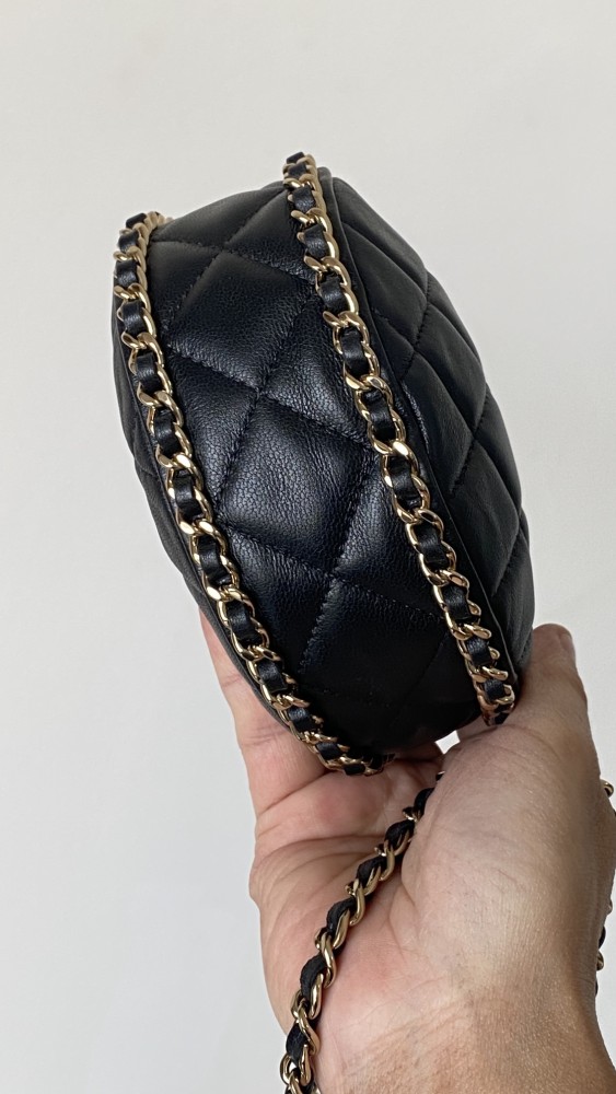 NIGO Chanel Diamond Chain Moon Bag Fashionable and Versatile Shoulder Crossbody Bag #nigo332644