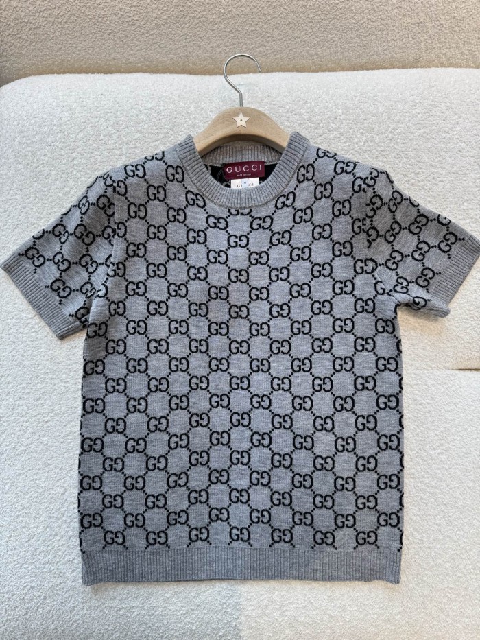 NIGO Gucci Gray And Black Reversible GG wool Jacquard Top Featuring Iconic GG Pattern #nigo332622