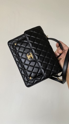 NIGO Chanel Chain WalletIn Polished Lambskin And Gold Tone Metal Retro College Style Backpack #nigo332641