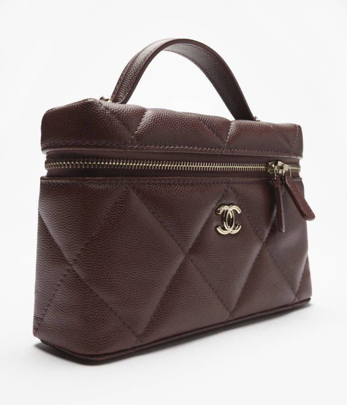NIGO Chanel Chain Dressing Table Grained Shiny Calfskin with Gold Metal Dark Brown Fashion #nigo332778