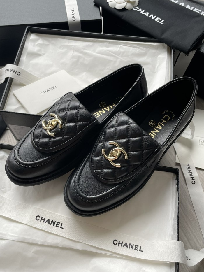 CHANEL Women's Leather Loafers Shoes #nigo332960