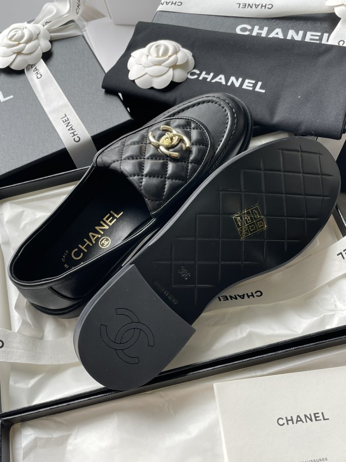 CHANEL Women's Leather Loafers Shoes #nigo332960