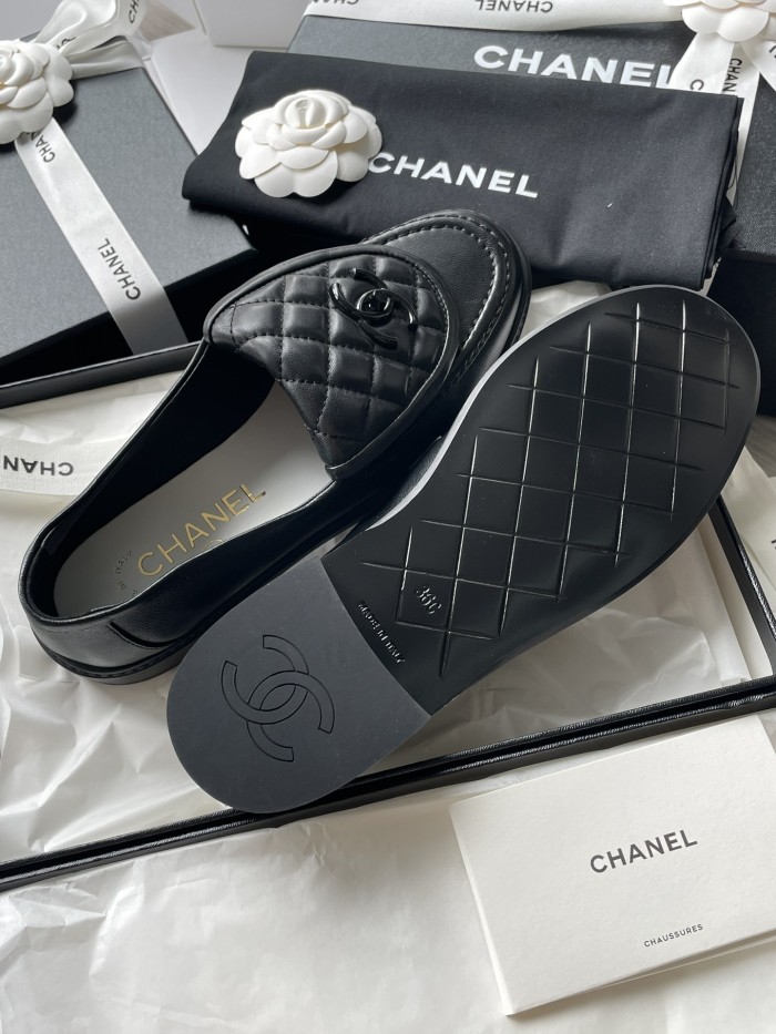 CHANEL Women's Leather Loafers Shoes #nigo332960