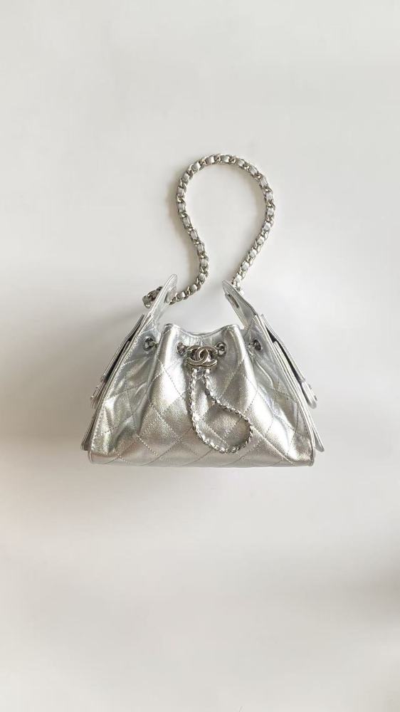 NIGO Chanel 25 Women's Mini Handbag Metallic Grained Embossed Calfskin And Silver Metal Silver #nigo332929