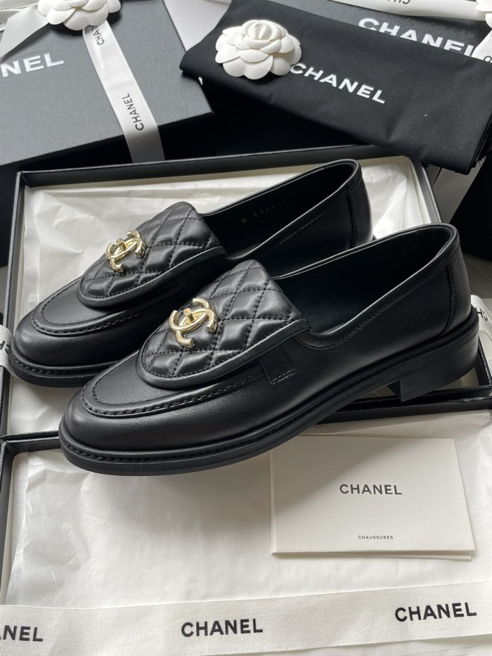 CHANEL Women's Leather Loafers Shoes #nigo332960