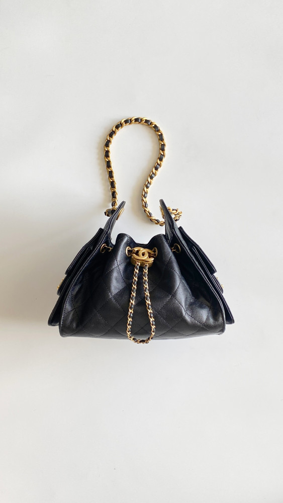 NIGO Chanel 25 Women's Mini Handbag Metallic Grained Embossed Calfskin And Silver Metal Silver #nigo332929