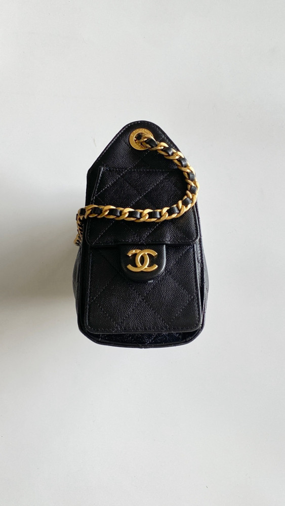NIGO Chanel 25 Women's Mini Handbag Metallic Grained Embossed Calfskin And Silver Metal Silver #nigo332929
