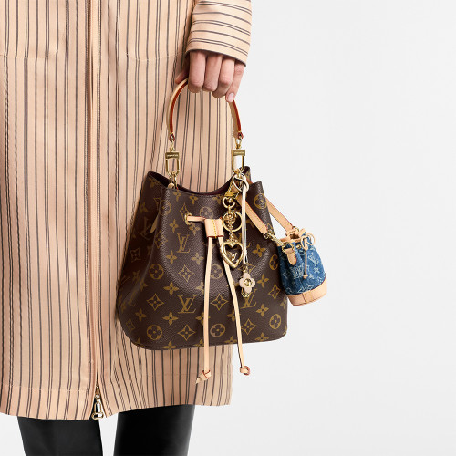 NIGO Louis Vuitton Néonoé BB Monogram Women's Handbags Classic Bucket Bag #nigo333040