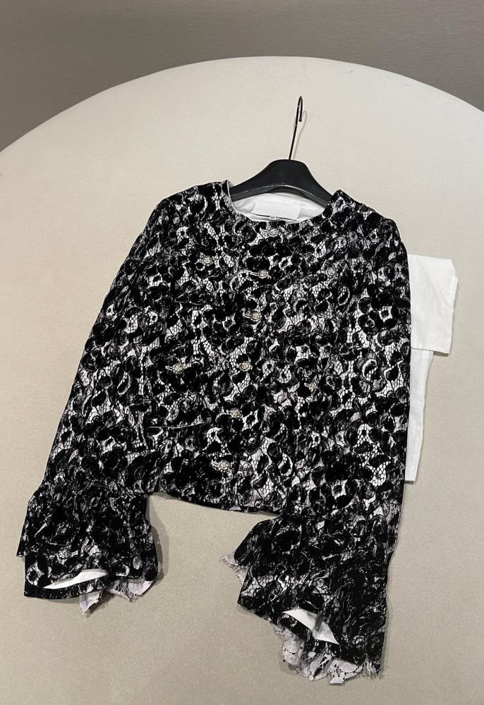NIGO Chanel 25A Women's Advanced Handicraft Series Lace and Velvet Spliced ​​Cropped Jacket Pants  #nigo333009
