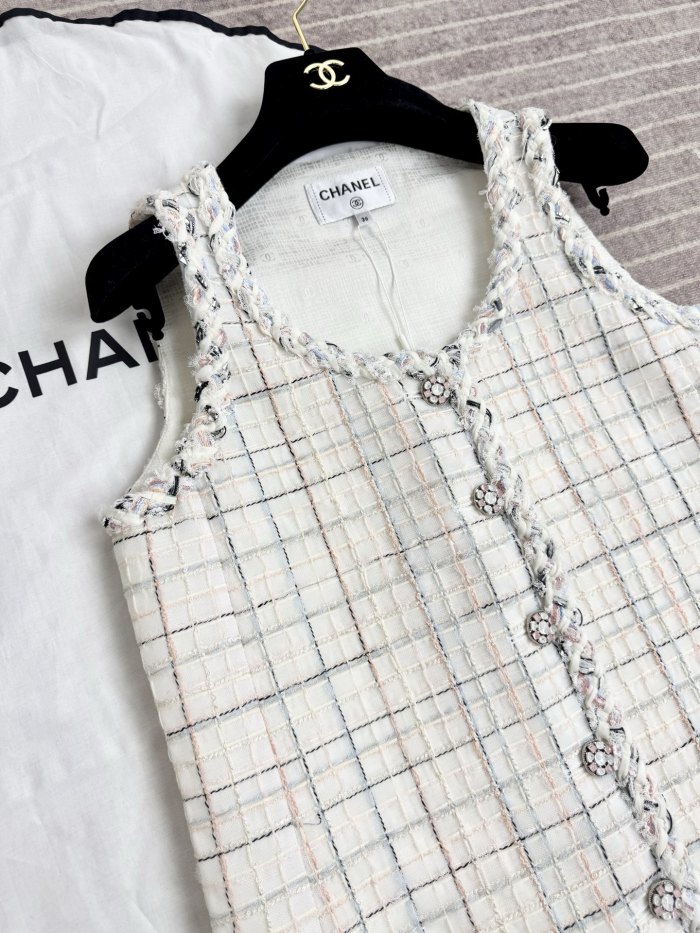 NIGO Chanel 25SS White Plaid Tweed Vest Dress #nigo333127