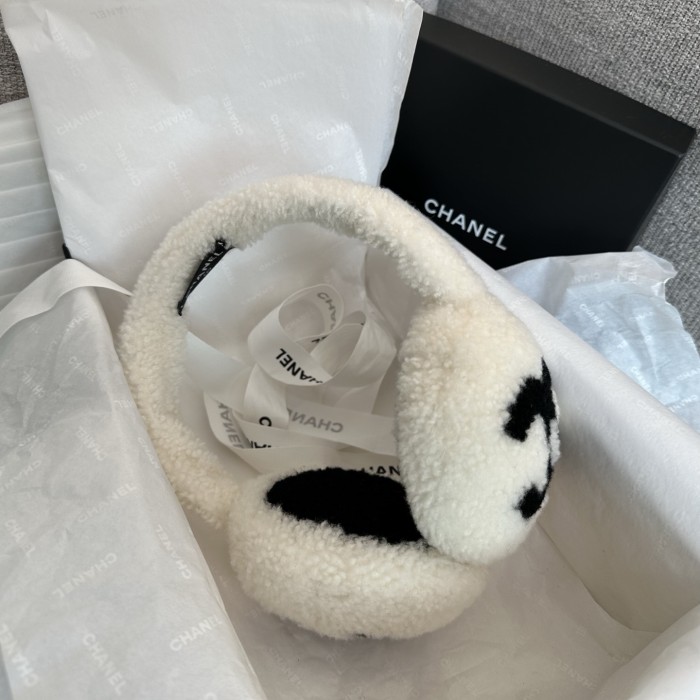NIGO Chanel 25N COCO Neige Wool Black And White Geep Warm Earmuffs #nigo331947
