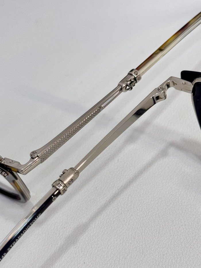 NIGO Chrome Heart Women's and Men's STRAPADICTOME Scout Flower Metal Square Optical Frame #nigo333534