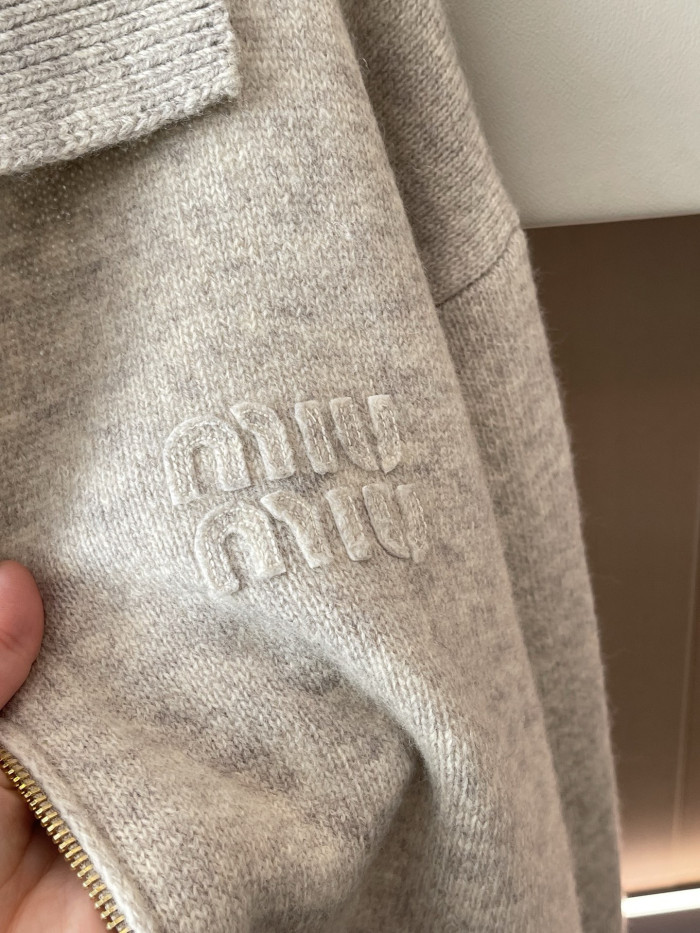 NIGO MiuMiu Sand Beige Shetland Wool And Cashmere Zipper Cardigan #nigo333543