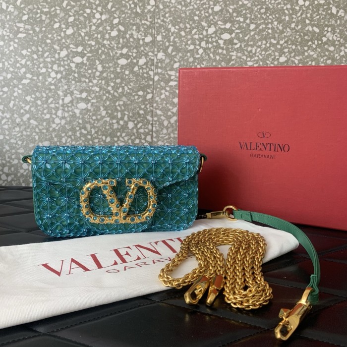 NIGO Valentino Imitation Crystal Decoration V Logo Signature Handbag #nigo333601