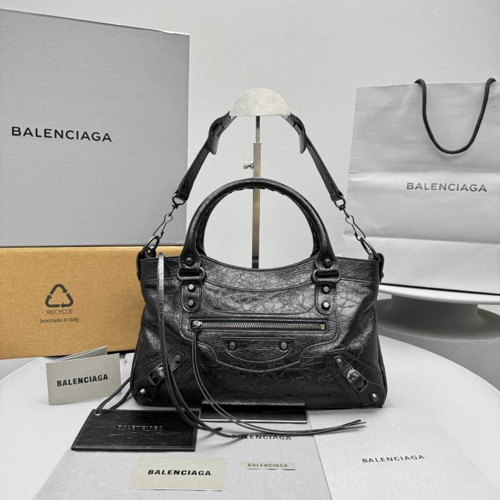 NIGO Balenciaga Le City Bag Medium in Black #nigo333603