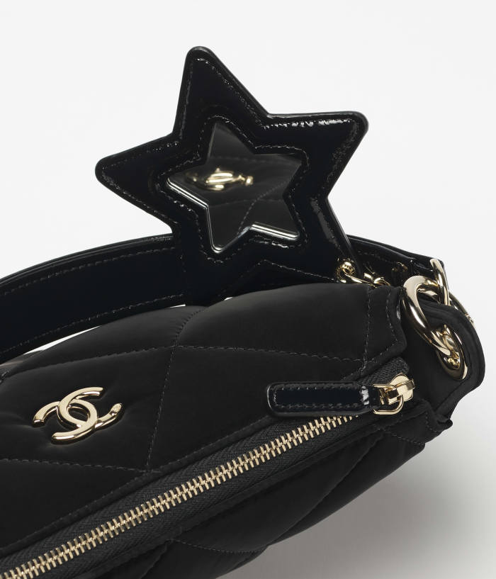 NIGO Chanel Chain Handbag Velvet Texture #nigo333647