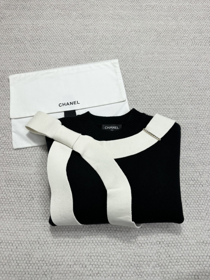 NIGO Chanel Sweater Cashmere Black and Cream #nigo333640