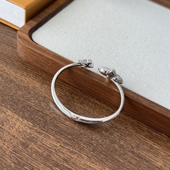 NIGO Louis Vuitton Louisette Signature Strass Bracelet Fashion Jewellery #nigo333733