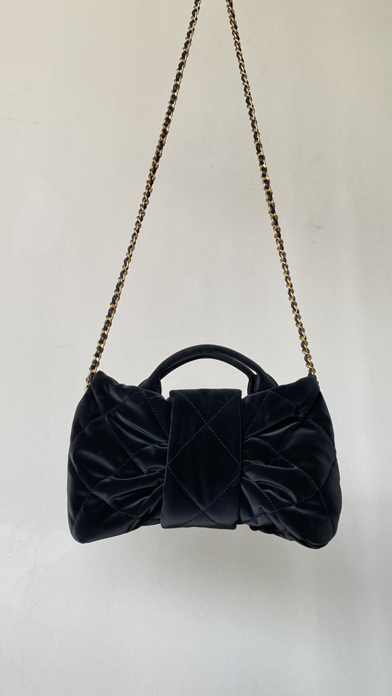 NIGO Chanel Minitasche in Schleifenform Nylon Mit Samteffekt #nigo333804