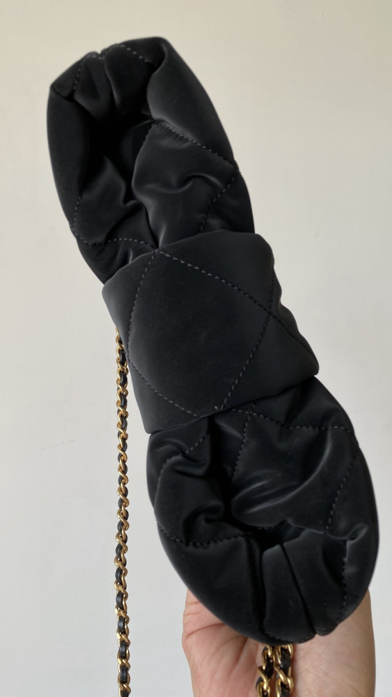 NIGO Chanel Minitasche in Schleifenform Nylon Mit Samteffekt #nigo333804