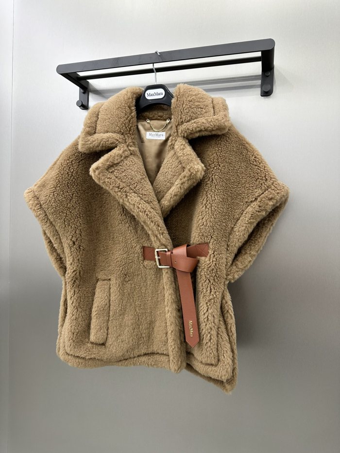 NIGO MaxMara Alpaca and Cashmere Teddy Cape #nigo333792