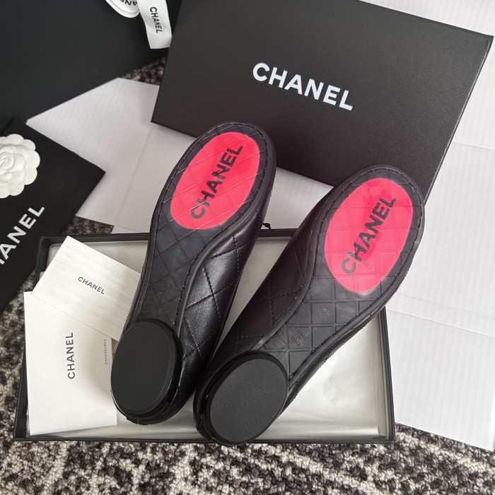 NIGO Chanel Lambskin Cambon Quilted Ballerina Flats #nigo310355