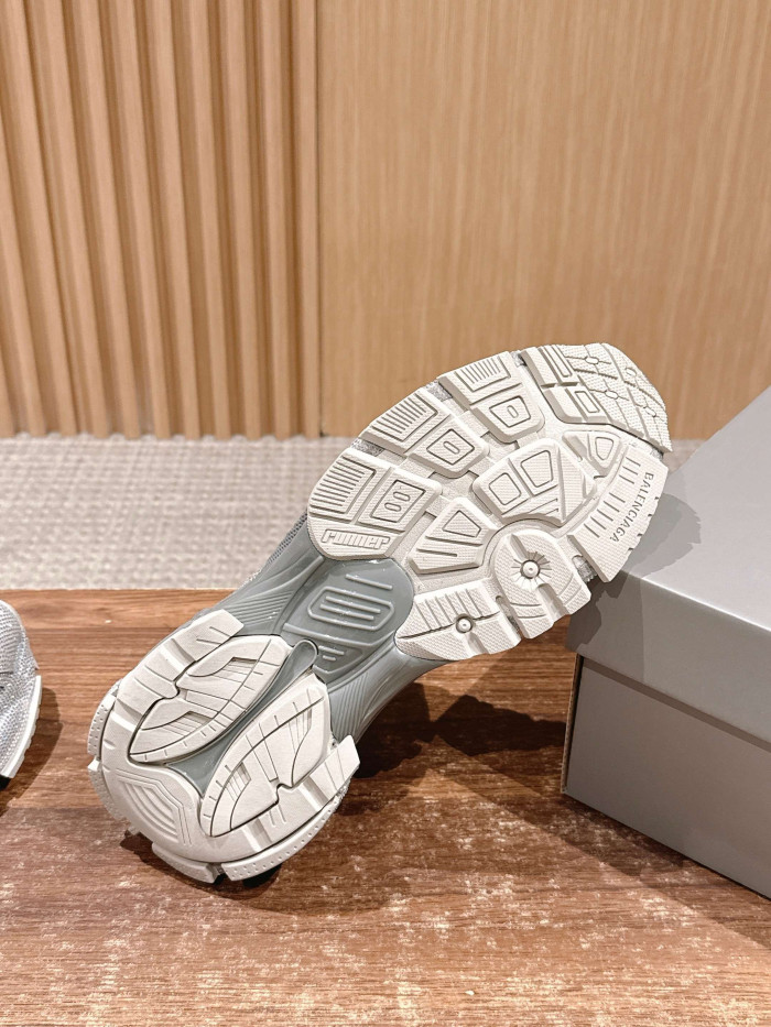 NIGO Balenciaga  Runner Sneaker With Rhinestones #nigo333852