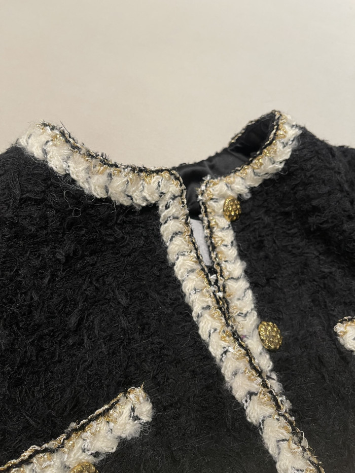 NIGO Chanel Cape Wool Tweed Black Ecru #nigo334181