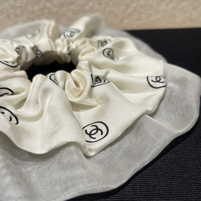 NIGO Chanel Hair Accessory Silk Twill White Black #nigo334195